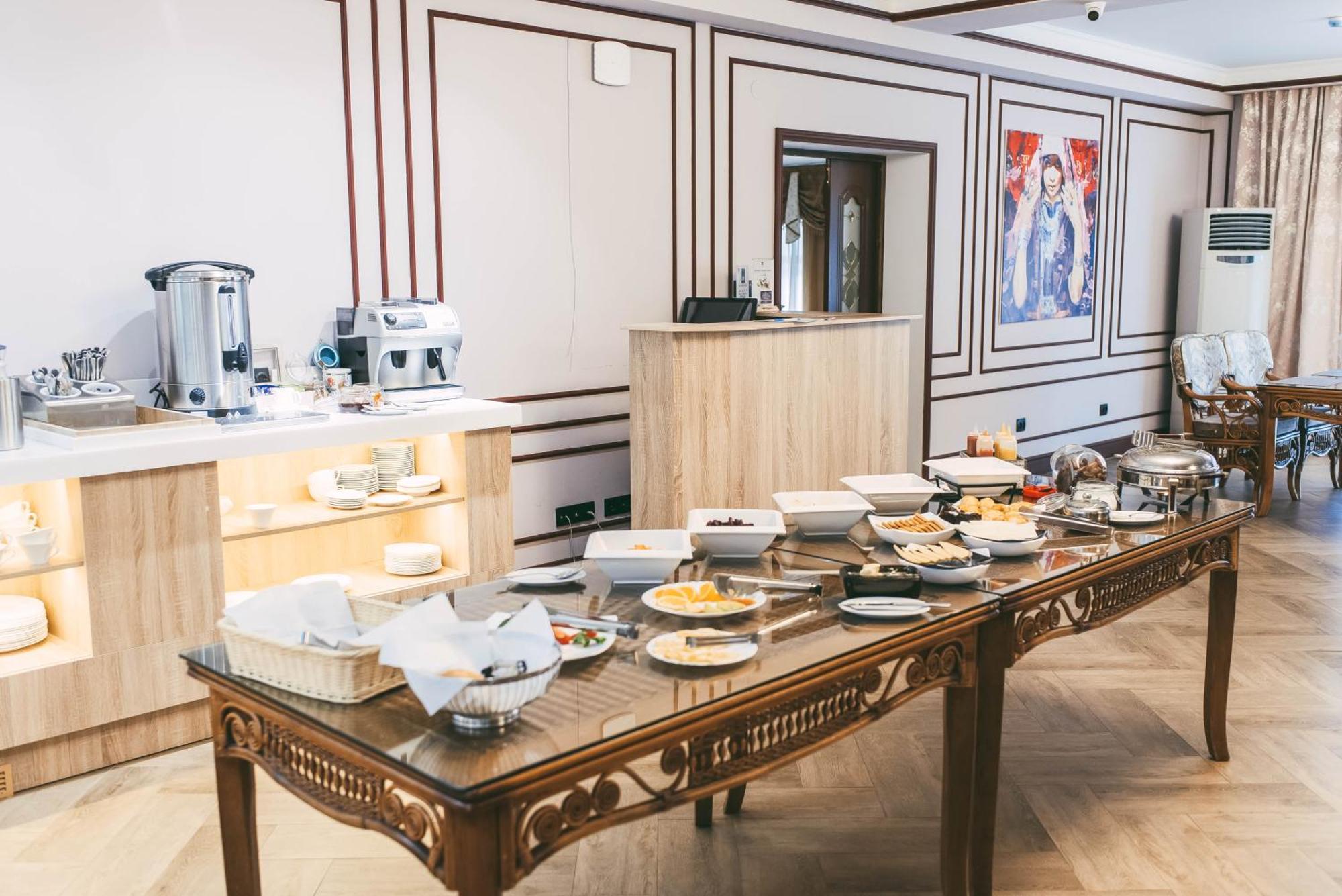 Dostyq Kokshetau Hotel Bagian luar foto