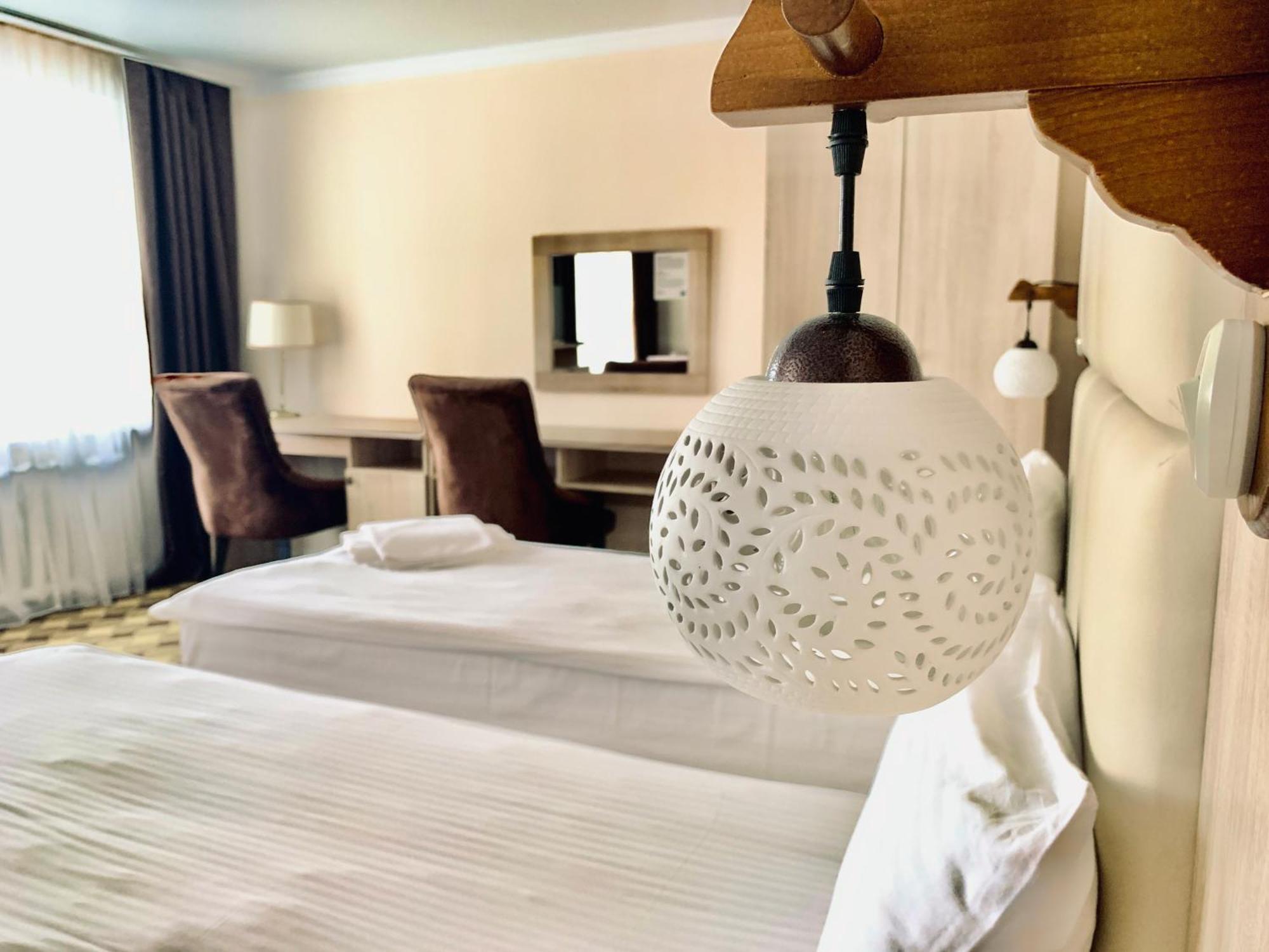 Dostyq Kokshetau Hotel Bagian luar foto